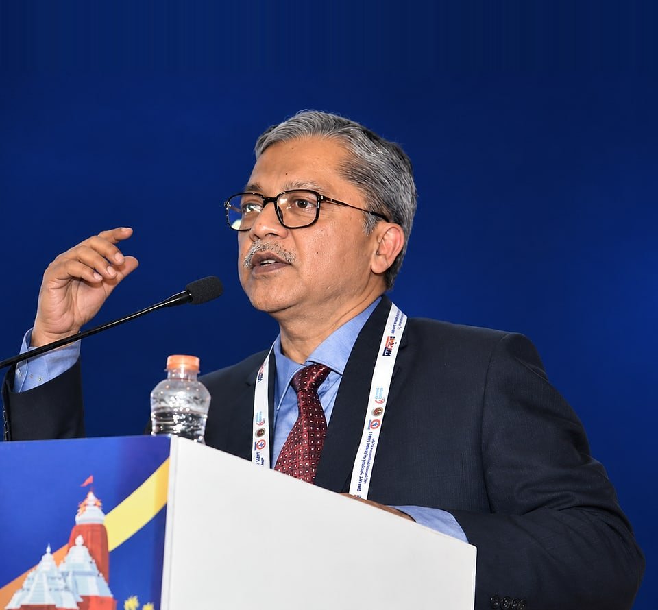 Dr Udipta Ray speaking at a Hernia Society of India conference